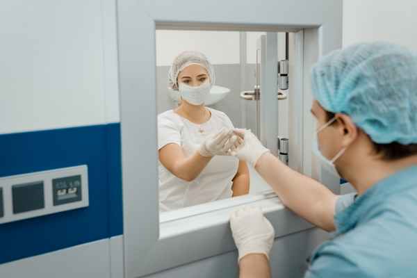 больничный при эко фото доктора и пациента