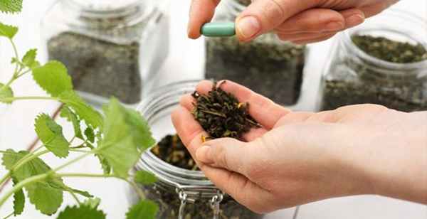 Боль в боку