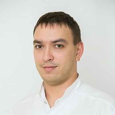 Врач-оториноларинголог, заведующий консультативно-лечебным отделением №1 Петров Вадим Вячеславович