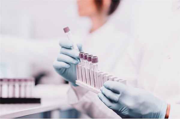 Постоянное наблюдение врачей