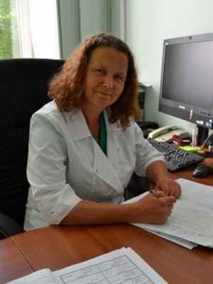 Д.м.н., доцент кафедры торакальной хирургии РМАНПО МЗ РФ, заведующая 1 хирургическим отделением, и.о. заведующей 2 хирургического отделения.Врач-торакальный хирург высшей квалификационной категории Садовникова Светлана Сергеевна