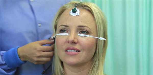 Где сделать ЭФИ глаз ребенку в Москве