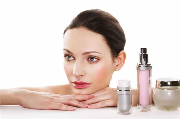 Правильный уход за кожей лица в домашних условиях