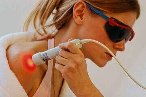 Преимущества и недостатки лечения ФДТ