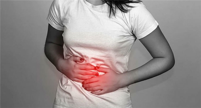 Боль в животе