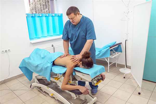 Мануальная терапия при грыже поясничного отдела позвоночника