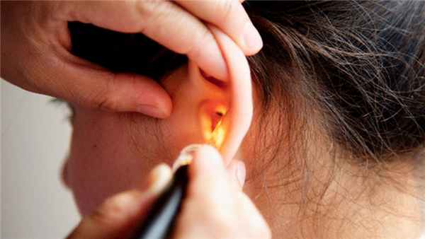 Острый средний отит: диагностика, лечение заболевания