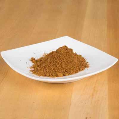 Мускатный орех в виде специй