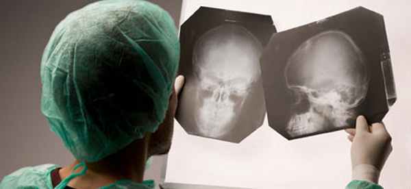 К какому врачу обратиться?-фото