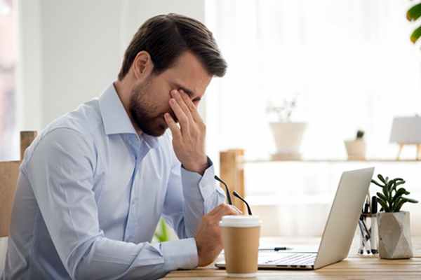 Сухость в глазах из-за очков