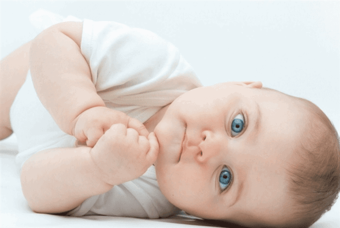 Потница - симптомы, лечение, причины болезни, первые признаки