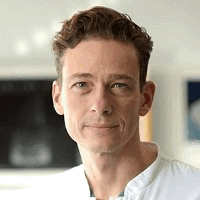 Петер Вайкози