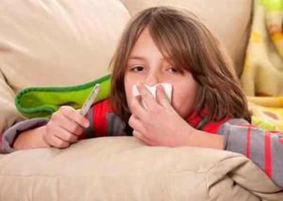 Температура и боль в горле при сифилитической ангине