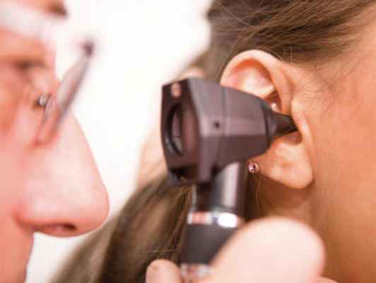 Удаление инородного тела из уха