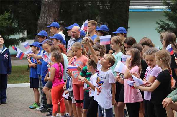 В регионе отметили День государственного флага России