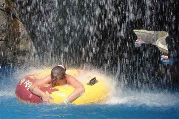 Аквапарк в Белеке