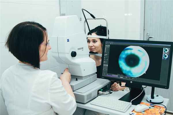 Врожденная катаракта