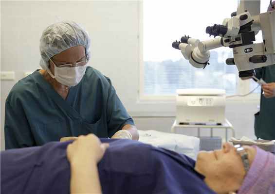 Другие виды лечения - Хелена Пуонти с пациентом