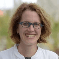 Антониа Юссен