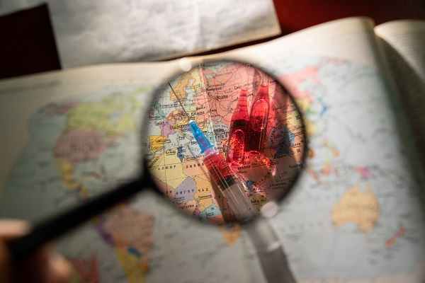 Топ-5 самых заразных инфекций, передающихся человеку от животных