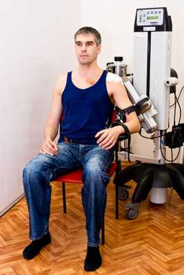 Механотерапия на аппаратах пассивной разработки движений в суставах верхней конечности 