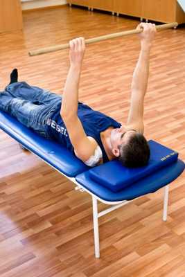 Упражнения с гимнастической палкой