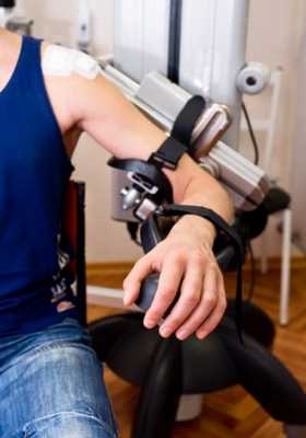 Занятия на механотерапевтическом аппарате