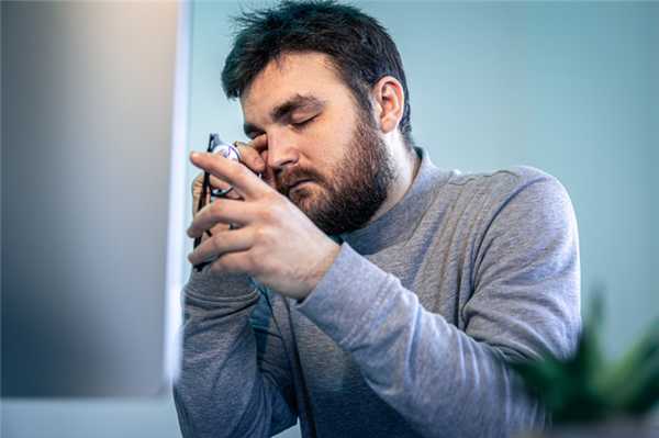 You are currently viewing Астенический синдром — почему снижается работоспособность?