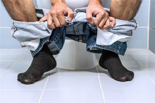 You are currently viewing Лечение анальной трещины: вопросы к проктологу