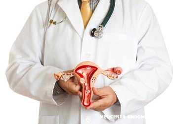 Врач гинеколог