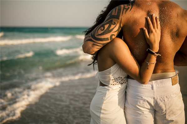 Виды мужских объятий и их значение