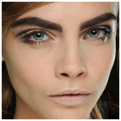 Яркие брови 