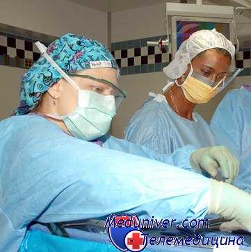 кишечный свищ