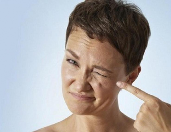 Блефароспазм