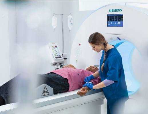 Контрастирование в МЦ “Магнит” выполняется с помощью инъектора