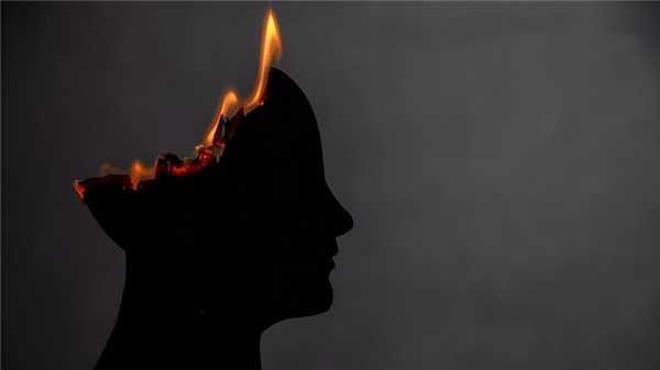 Энцефалопатия сжигает мозг человека