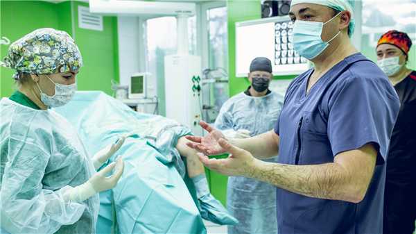 Шов ахиллова сухожилия