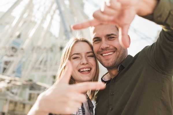 зачем улыбаться