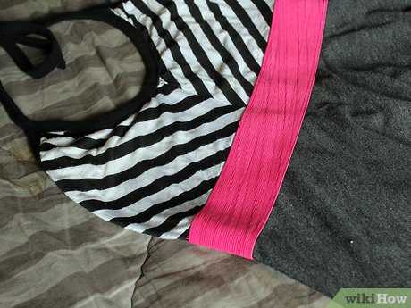 Изображение с названием Dress in Miami Step 7