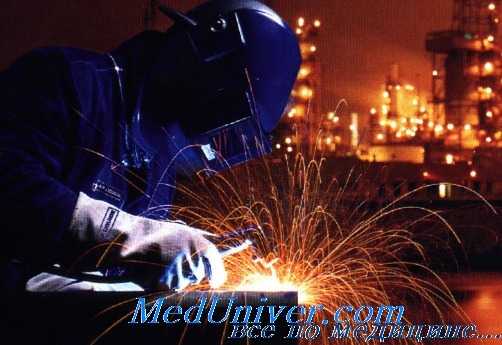 труд сварщиков