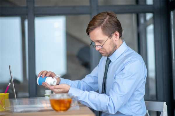 You are currently viewing Осложнения после прекращения приема антикоагулянтов и глюкокортикоидов