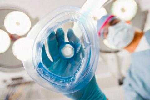 Что лучше: наркоз или седация