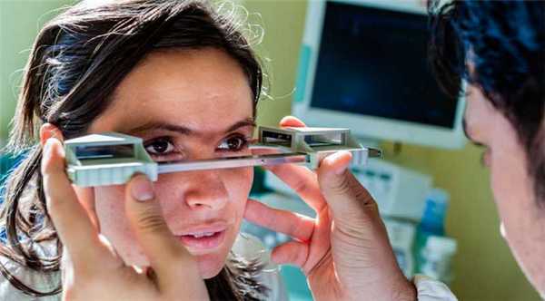 Экзофтальмометрия