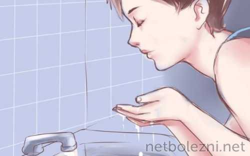 Умыться холодной водой