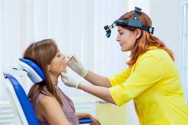 Слизь в горле или синдром постназального затекания