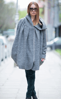 Короткое пальто с капюшоном фото 3