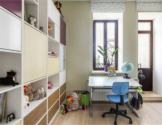 Стол-транcформер в интерьере детской