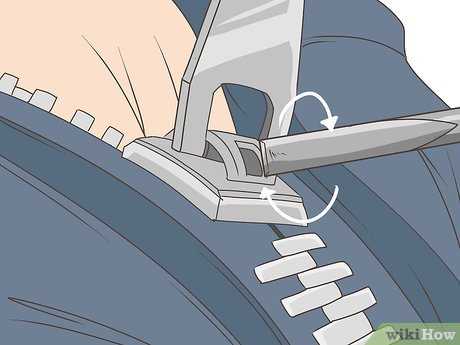 Изображение с названием Free a Penis from a Stuck Zipper Step 4