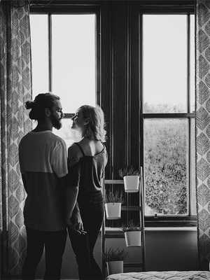 Как интересно провести свидание вдвоем дома?