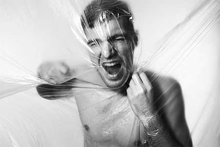 Человек теряет адекватное мировосприятие - Клиника ЛОРДМЕД